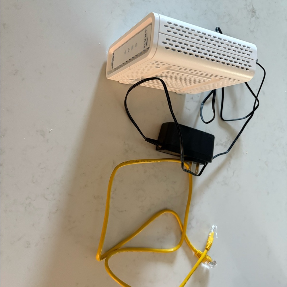 New - ARRIS SURFboard SB8200 Cable Modem